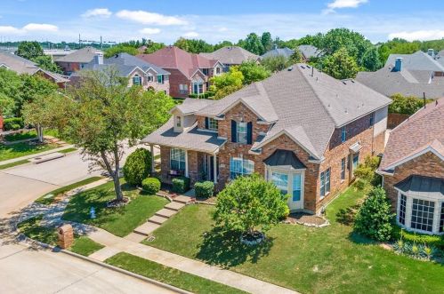 2321 Balleybrooke Dr, Lewisville, TX 75077-7634