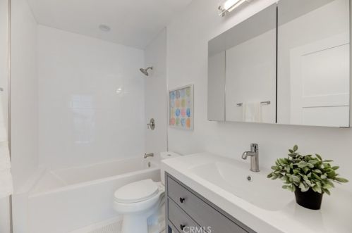 18902 Felbar Ave, Torrance CA  90504-5718 exterior