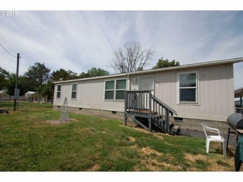 408 Aurora St, Helix, OR 97835-0003