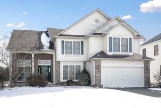 879 Tipperary St, Gilberts IL  60136-8906 exterior
