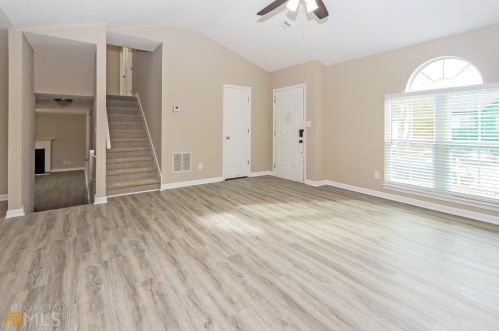 3492 Oak Leaf Ct, Rex GA  30273-2193 exterior