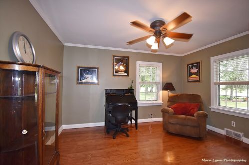1919 Somonauk St, Sycamore IL  60178-3024 exterior