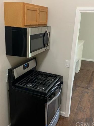 4079 Almond St, Riverside CA  92501-3533 exterior