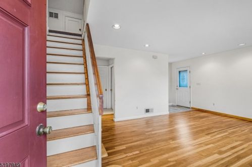 63 Cornell Dr, Clark, NJ 07066-3250