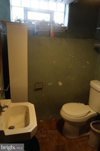 923 Fillmore St, Philadelphia PA  19124-2926 exterior