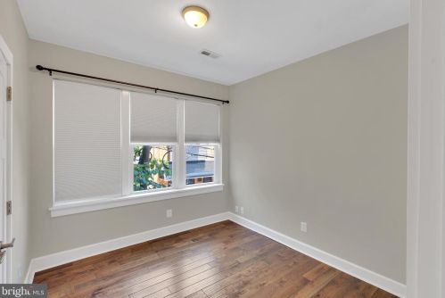 1525 12 St, Philadelphia PA 19147-4522 exterior