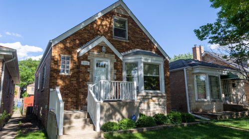 5125 Sayre Ave, Chicago, IL 60638-1019