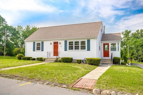 38 Irons Ave, Providence, RI 02919-2744
