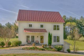 3405 Keswick Rd, Keswick, VA 22947-2608