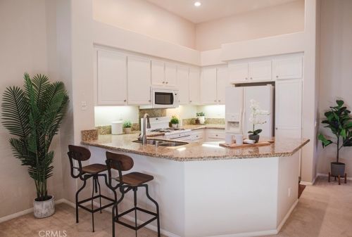 901 Solvay Aisle, Irvine CA  92606-0837 exterior