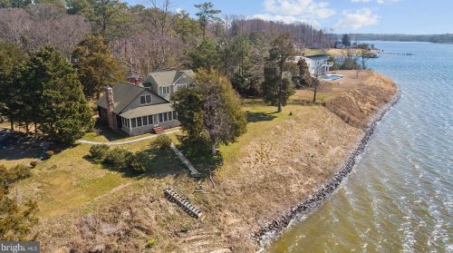 1111 Blackwells Wharf Rd, Burgess, VA 22432-2118