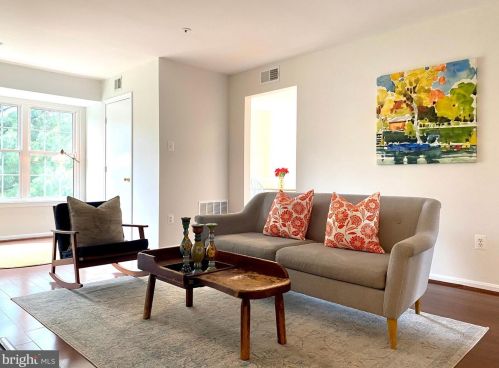 14903 Mckisson Ct, Silver Spring, MD 20906-6158