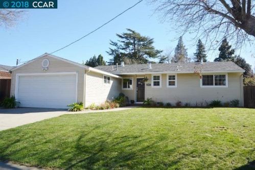 2507 Jerilynn Dr, Concord, CA 94519-2124