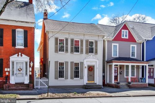 222 Frederick St, Hanover, PA 17331-3601
