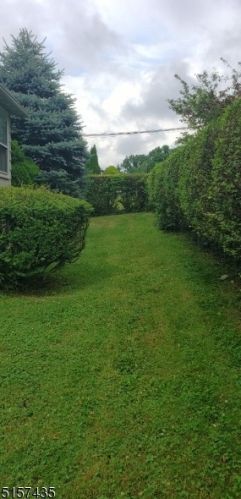 10 Caldwell Ter, Town Center, NJ 07052-3544