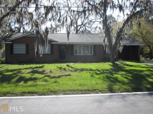 212 Pine St, Bloomingdale, GA 31302-9526