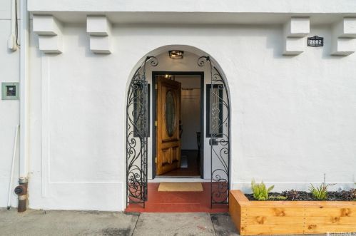 2082 44th Ave, San Francisco, CA 94116-1037
