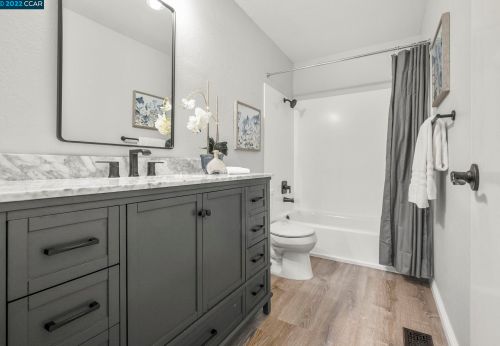 1002 Pinehurst Ct, Concord CA  94521-4532 exterior