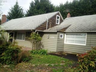 1250 97th Ave, Portland, OR 97229-5208