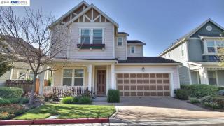 2137 Cryer Pl, Hayward, CA 94545-3064
