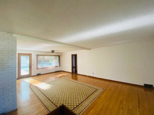 1010 Dement Ave, Nelson IL  61021-1236 exterior