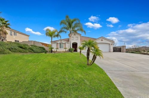 19196 Cole Ave, Perris, CA 92570-6560