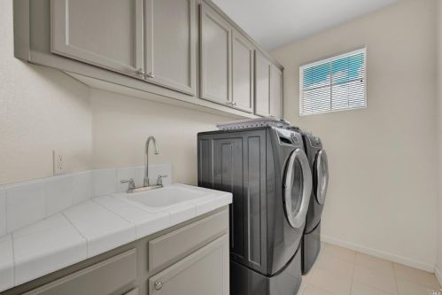 5077 Ellis Godfrey Dr, Fairfield CA  94533-8959 exterior