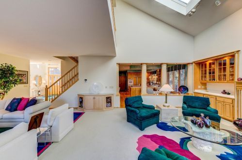 902 Highview Cir, Saint Paul MN  55118-3687 exterior