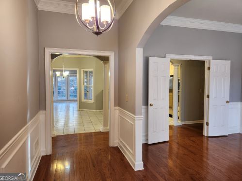 7230 Waters Edge Dr, Stone Mountain GA  30087-5324 exterior