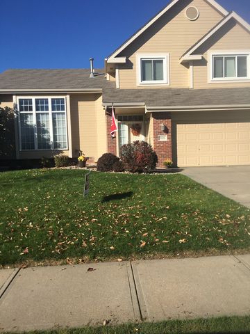 9606 25th Ave, Bellevue, NE 68147-2485