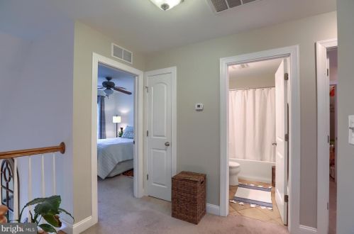 101 Shatto Dr, Carlisle PA  17013-2120 exterior