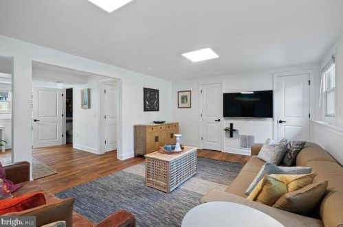 80 Robert Rd, Princeton NJ  08540-5333 exterior