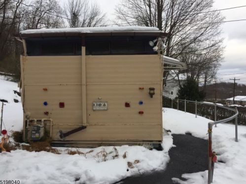 59 Swartswood Rd, Fredon, NJ 07860-1100