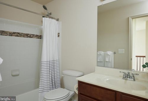 1209 Poplar Run Dr, Silver Spring MD 20906-6717 exterior