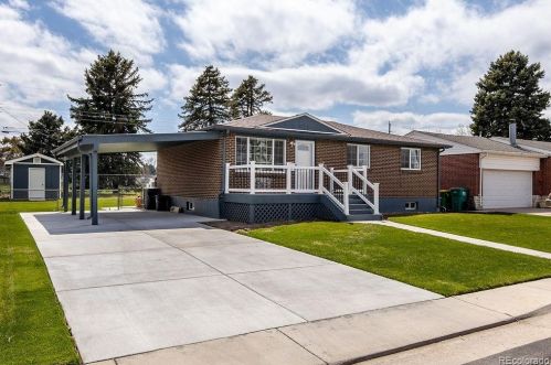 1056 Princeton Pl, Englewood, CO 80110-4463