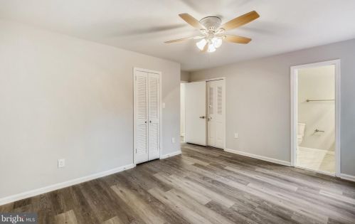 7305 Langsford Ct, Springfield VA  22153-1536 exterior