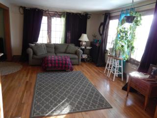 1900 Buchanan St, Minneapolis MN  55418-4664 exterior