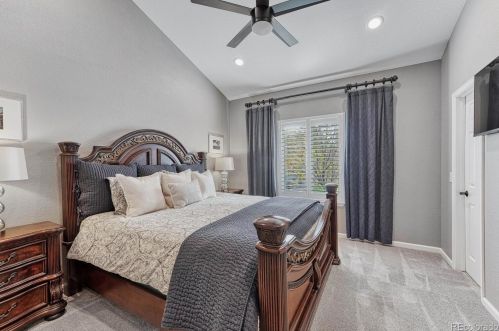 6051 Valdai Way, Aurora CO 80015-6521 exterior