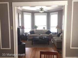 1325 Newport Ave, Chicago IL  60657-1411 exterior