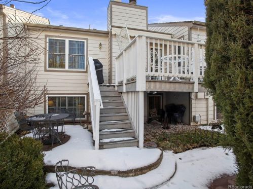 6439 Hinsdale Ave, Englewood CO 80112-1905 exterior