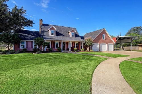 2018 Laura Ln, Morgans Point, TX 77571-9380
