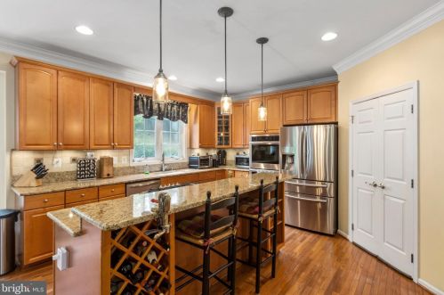 16805 Tidewater Ct, Woodbridge, VA 22191-4568