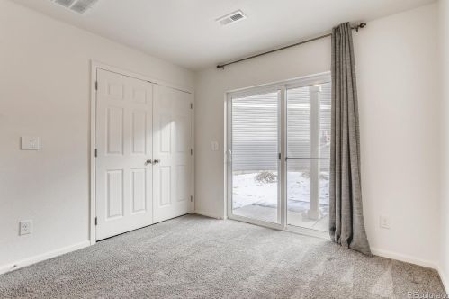 26198 Maple Dr, Aurora CO 80018 exterior