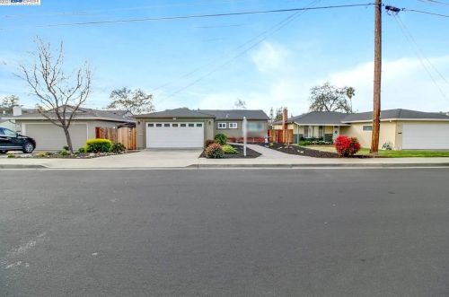 405 Amador Ct, Pleasanton, CA 94566-7119