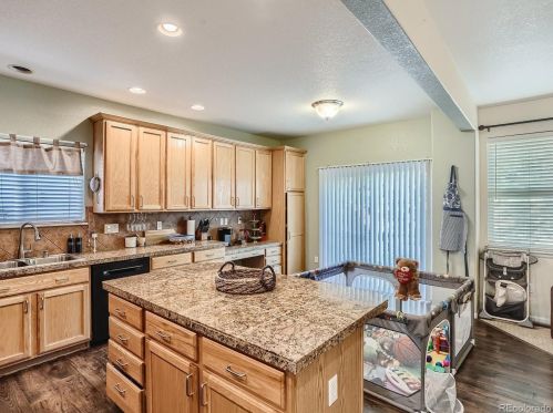 21738 Mansfield Pl, Aurora CO  80018-3058 exterior