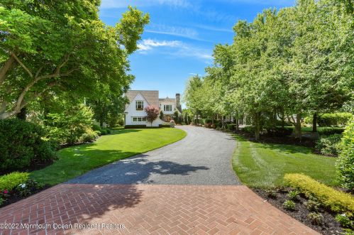 154 Conover Ln, Tinton Falls, NJ 07701-6200