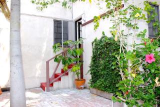 3843 Tracy St, Los Angeles CA  90027-4609 exterior
