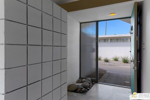 1776 Araby Dr, Palm Springs, CA 92264-4810