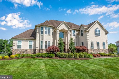 201 Sapphire Ct, Harrison Township, NJ 08062-2442