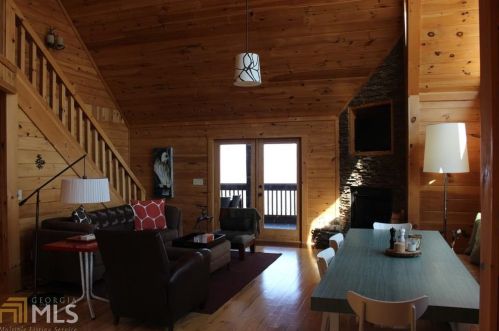 917 Walnut Ridge Ter, Ellijay, GA 30536-8794
